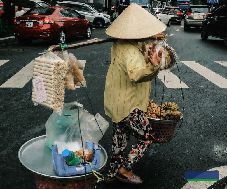 Thiết kế hàng đợi và retry cho luồng sự kiện bán hàng